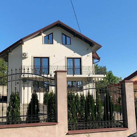 Apartament Micsunelelor Cu Parcare Privata 이아시 외부 사진